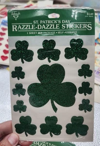 Vintage 1980s Hallmark RAZZLE DAZZLE Glitter Shamrock Sticker Sheet St. Patricks - Bild 1 von 6