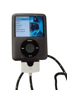 Apple iPod Nano A1236 8GB lettore MP3 usato argento funzionante ma da Sistemare! - Foto 1 di 4