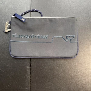 Vineyard Vines Wristlet - Target - In Excellent Condition - Picture 1 of 6