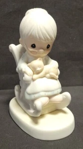 Precious Moments 1979 The Purr-fect Grandma Figurine - Picture 1 of 6