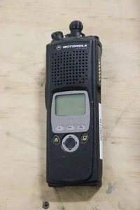 Motorola XTS 5000 H18UCF9PW6AN RADIO - Picture 1 of 1