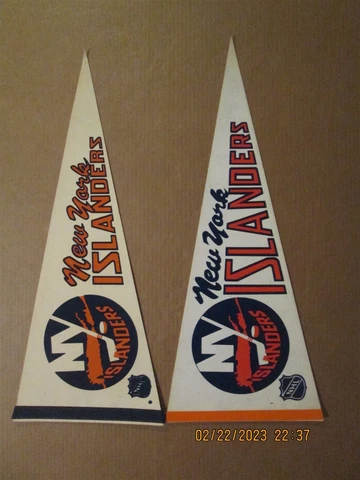 NHL New York Islanders Vintage 1970's Lot of 2 Different Team Logo Pennants Cover