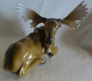 UNA STATUETTA VINTAGE STEATYT KATOWICE LUCIDO POLONIA ALCE PORCELLANA - Foto 1 di 12