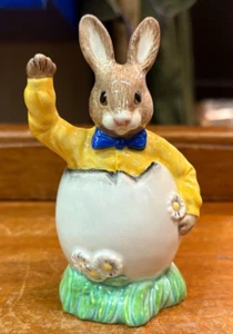 Lovely Royal Doulton Bunnykins Easter Greetings DB149 Porcelain Figurine SU388 - Picture 1 of 21