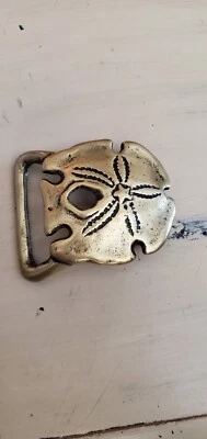 Vintage Solid Brass Sand Dollar Beach Seashell 1970’s Western Belt Buckle Hippie Foto 1 de 2