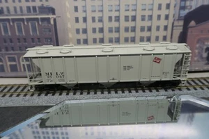 ATHEARN RTR HO SCALE #93741 MILW ROAD 98047 PS 2893 COVERED HOPPER! W/KADEE'S! - Picture 1 of 21