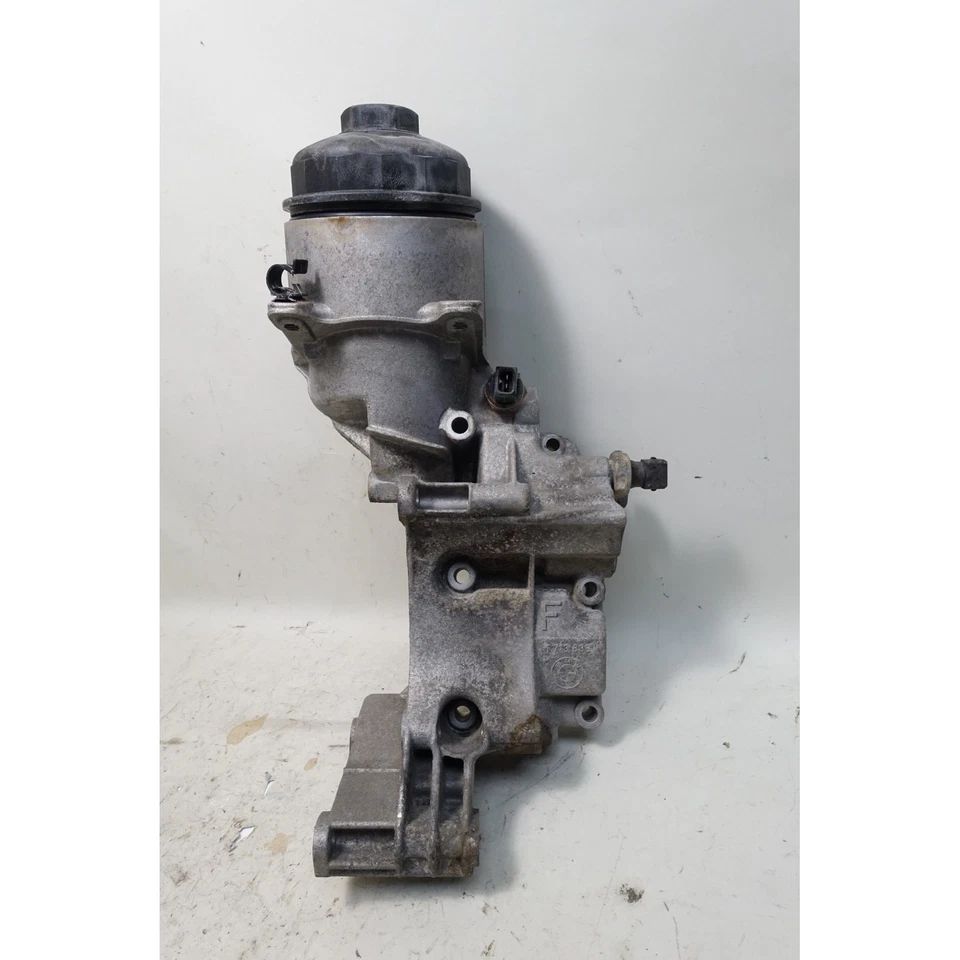 BMW Oil Filter Housing Stand M52 M54 E46 E39 E60 Z3 Z4 X3 X5 1999-2006 OEM USED - Image 1 of 4