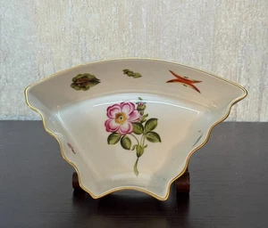 Herend Ungarn handbemalte Porzellan Schale in Fächerform - Obst & Blumenmuster, - Bild 1 von 4