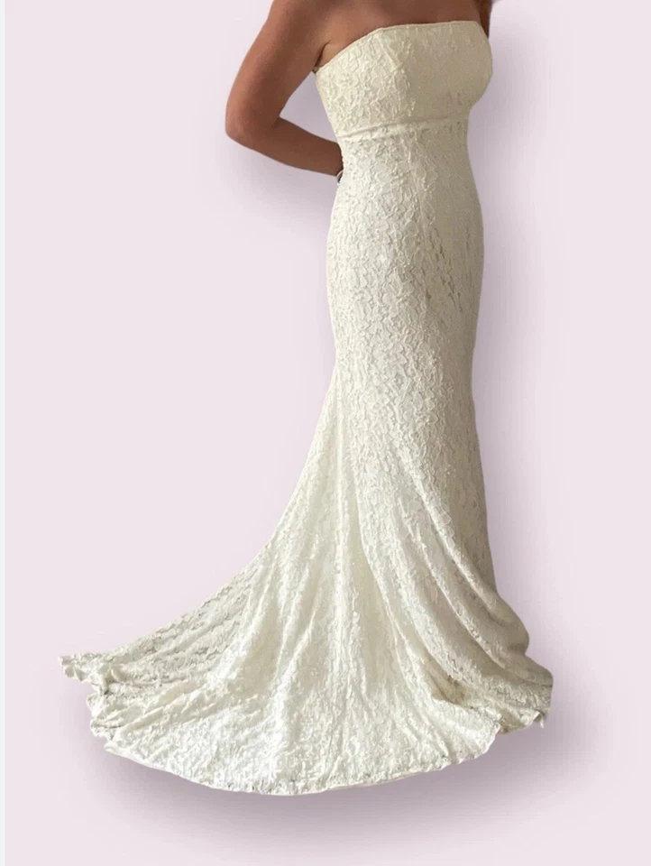 David's Bridal Galina Wedding Dress Ivory Sz 4 Strapless ,Lace,Pearl, Beautiful - Image 1 of 4