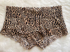Victoria's Secret Panties Boyshort Shortie Panty Lacie Leopard Lace Small S NWT