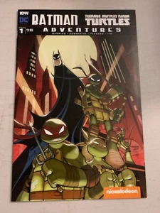 Batman / Teenage Mutant Ninja Turtles - Adventures #1 casi nuevo DC / NICKELODEON 2016 - Imagen 1 de 2