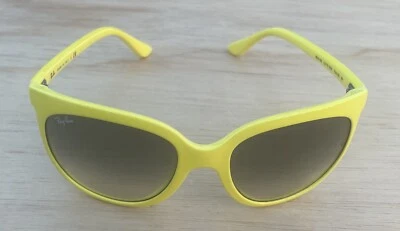 Очки солнцезащитные дизайнерские RAY-BAN CATS 1000 RB 4126 754/32 с чехлом женские желтые - Изображение 1 из 4