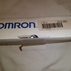 OMRON, 14 Pines - Relé, 4PDT, Relé de Uso General - 2XC06 Caja de 5 - Imagen 1 de 7