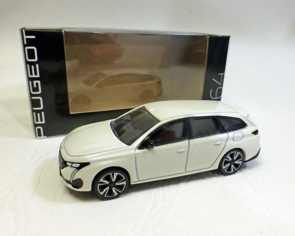 Peugeot 308 SW (2021) Perl-Bianco, Peugeot-Box 1:64 - Immagine 1 di 1