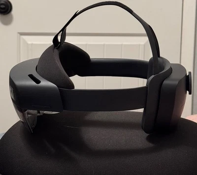 Microsoft NJX-00001 HoloLens 2 Smart Glasses VR Headset Device - Black - Image 1 of 4