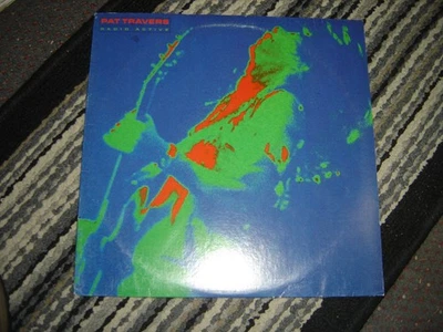 Pat Travers - Radio Active 1981 USA Orig. Vinyl LP E/E - Image 1 of 2