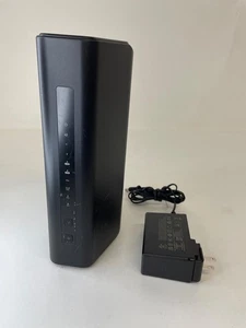NETGEAR Nighthawk Tri-Band WiFi 7 Router (RS300) - - Picture 1 of 7