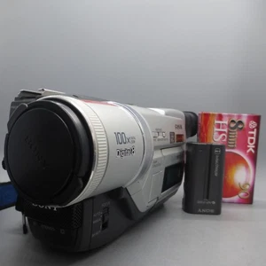 Sony Handycam DCR-TRV120E Handheld Digital8 8mm Camcorder Silver Tested - Picture 1 of 9