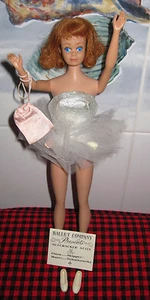 1961 De colección~Barbie~BAILARINA~#989~ Juego de 5 piezas~Bolso programa tutú cojo+zapatos~SIN MUÑECA - Imagen 1 de 11