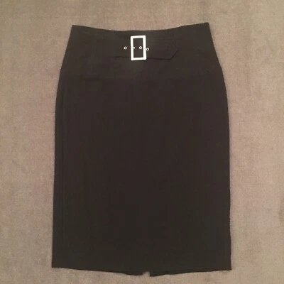 Falda Rampage Talla 7 Negra Hasta la Rodilla Sin Forro Cinturón Lápiz  Foto 1 de 4