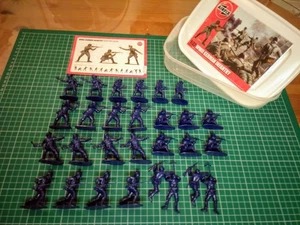 Airfix 1/32 Scale WWII German Infantry (28 figures, hard plastic issue) - Picture 1 of 4