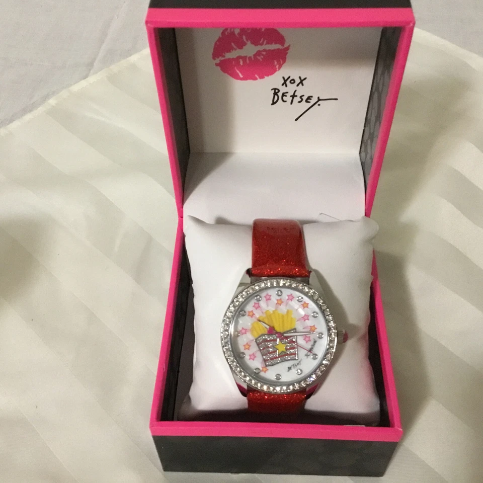 Betsey Johnson Diner Time Fries on The Side Dial BOYFRIEND Silver-tone Watch