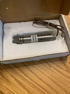 New Ametek Pressure Transmitter 851TG0300NLSC Serial Number RG12923-1-4 - Picture 1 of 8
