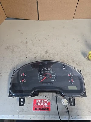 Cuadro de instrumentos velocímetro Ford F-150 2007-2008 209058 millas Foto 1 de 4