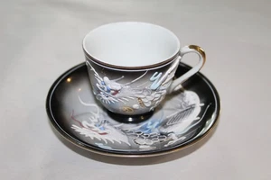 Dragon Ware Teacup and Saucer - Picture 1 of 3