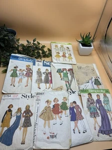 Vintage Sewing Patterns Bundle 40s -60s lounge wear - Picture 1 of 9