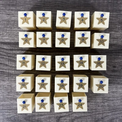 LOTE CAJA CAJONES ÁRBOL NAVIDAD ADVIENTO AVON pieza de repuesto completa 24 piezas Foto 1 de 4