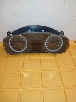 2010 GMC Terrain Speedometer Cluster #20919740 - Image 1 of 3