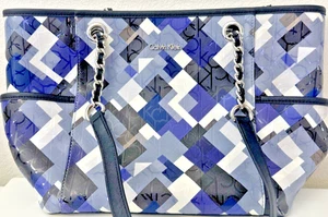 Borsa Calvin Klein Chainlink Monogram - Foto 1 di 17