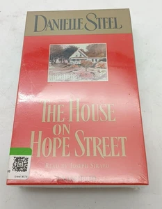 The House on Hope Street Danielle Steel Audio CD by Steel Danielle NEW Sealed - Foto 1 di 6