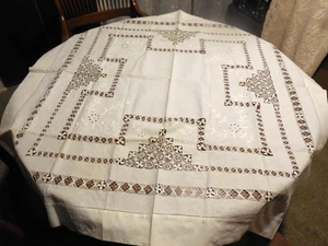 Vtg  Tenerife Thread Drawn Linen Tablecloth 48"sq Unique Design Embroidery - Picture 1 of 13
