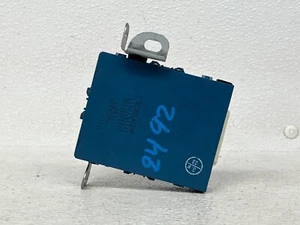 ⭐2001-2006 LEXUS LS430 FRONT LEFT NETWORK GATEWAY CONTROL MODULE OEM LOT2492 - Picture 1 of 10