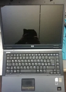 Pc portatile Compaq 6710b + docking station - Foto 1 di 5