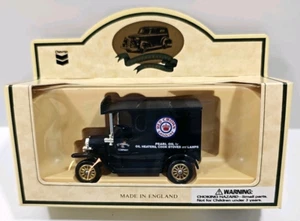 Lledo Models Days Gone 1927 Pearl Oil Van for Chevron 1/64 Scale New in Package - Picture 1 of 6