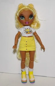 Rainbow Junior High ~ SUNNY MADISON ~ gelbhaarige Modepuppe von MGA 2022 - Bild 1 von 8