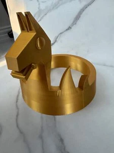 Victory Crown (wearable) - Picture 1 of 8