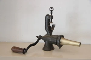 ANTICO VINTAGE MASSICCIO TRITACARNE TRE SPADE NUMERO 5 MADE IN ITALY COLLEZIONE - Foto 1 di 15