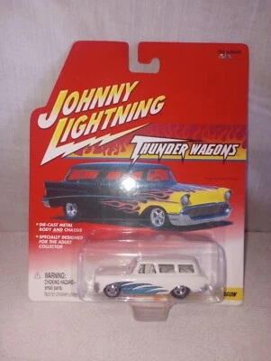 Vagones Johnny Lightning Thunder escala 1:64 blanco personalizado AMC Rambler Wagon Foto 1 de 3