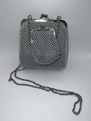 Evening 斜挎包 Kisslock Close 金属串珠网眼钱包 带硬币袋 场合 — 第 1/3 张图片