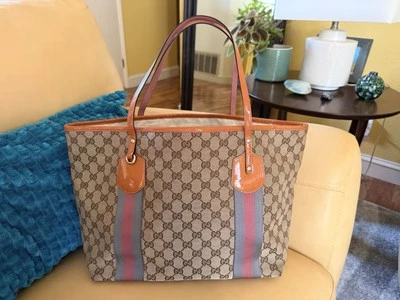 Bolsa de ombro vintage Gucci Shoppers GG Supreme marrom lona couro envernizado - Imagem 1 de 4