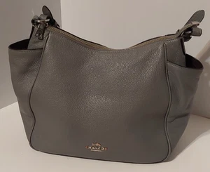 Coach C2853 Rori Schultertasche Tasche in weichem silbergrauem genarbtem Leder - Bild 1 von 10