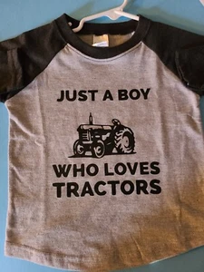 toddler t shirt/just a boy who loves tractors - Picture 1 of 1
