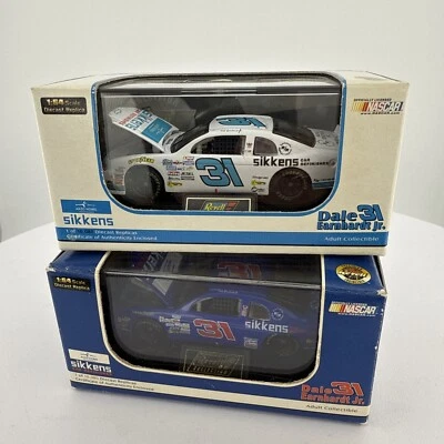 1/64 Dale Earnhardt Jr Revell #3 Sikkens “Azul y Blanco” (2 Coches) 1997 Monte Carlo Foto 1 de 4