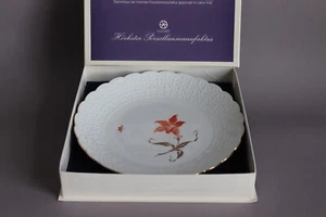 Höchst Wandteller Teller Schale Blume Lilie Schmetterling Goldrand D 26 cm OVP - Picture 1 of 9