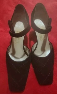 SALVATORE FERRAGAMO Sandals Black Suede Leather Shoes US Sz 8 B - Picture 1 of 7