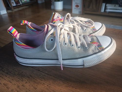 Scarpe da ginnastica basse Converse All Star grigie a righe arcobaleno taglia 5